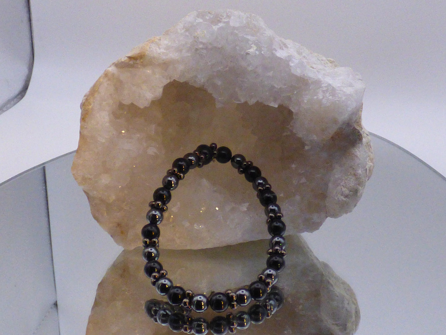 Bracelet en Spinelle noire et hématite (Piece unique)