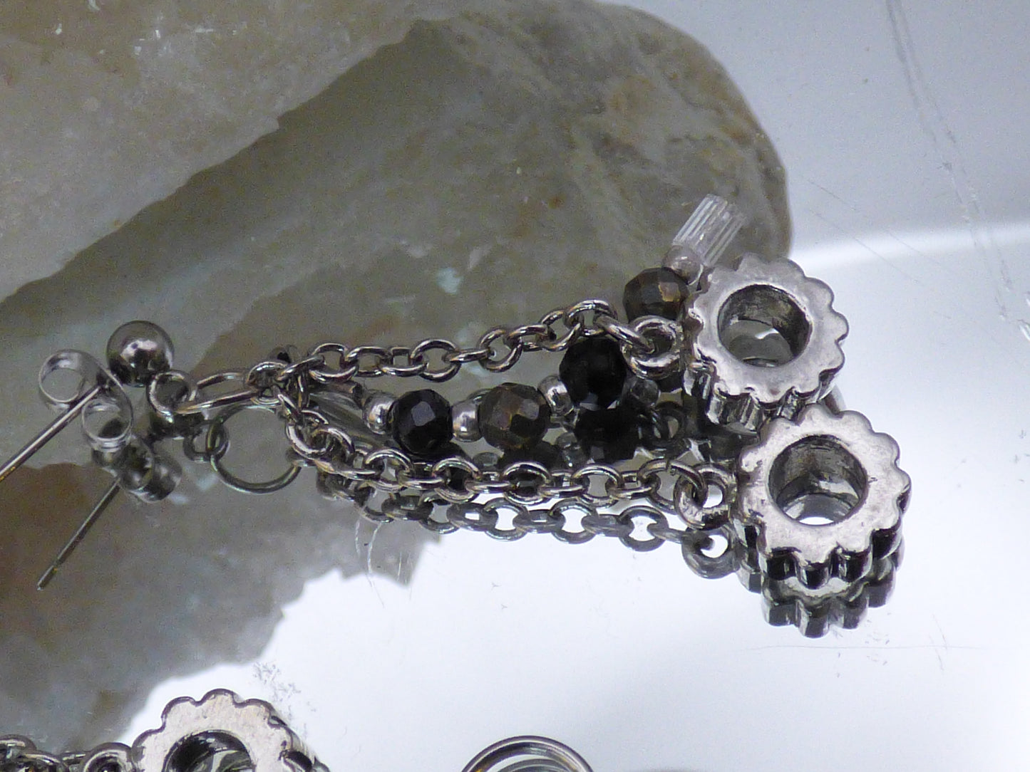 Parure boucles et pendentif en pyrite et tourmaline noir