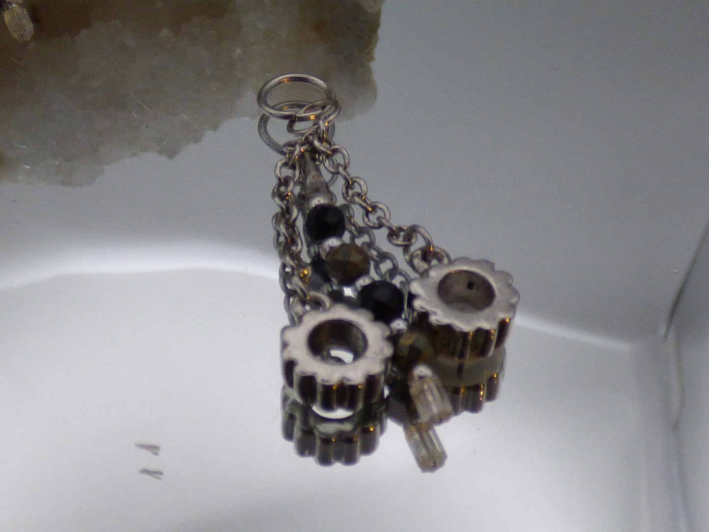 Parure boucles et pendentif en pyrite et tourmaline noir