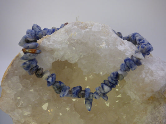 Bracelet ships en sodalite (pièce unique)