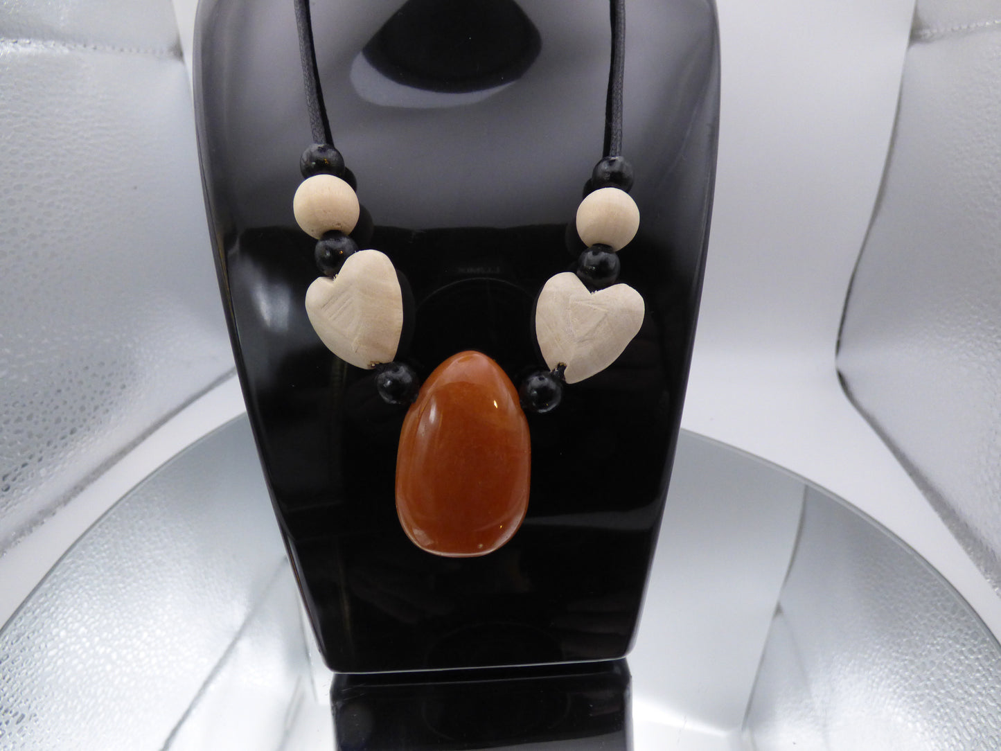 Collier en aventurine orange et perles de bois